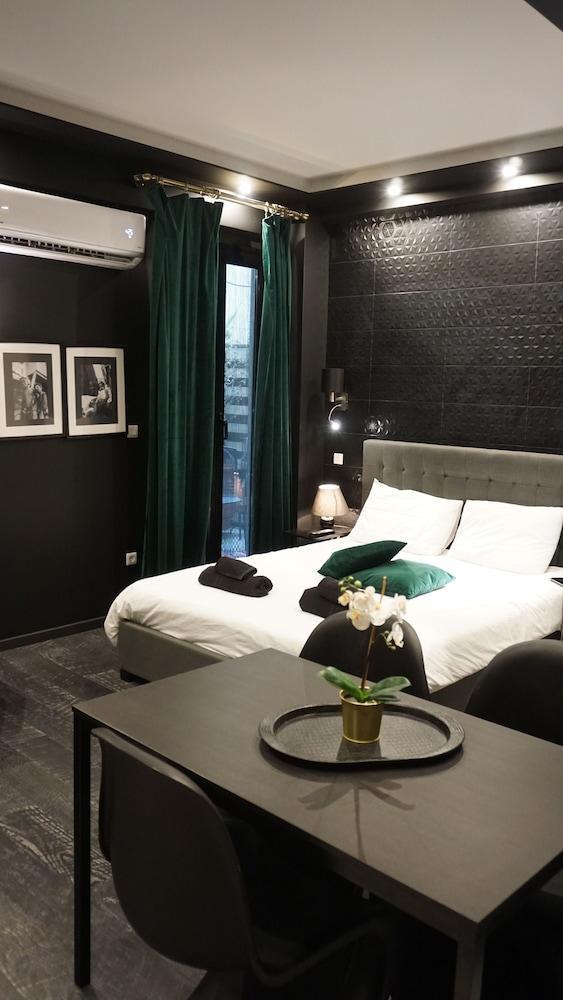 Exclusive Design Studio With Yard Athens Luaran gambar